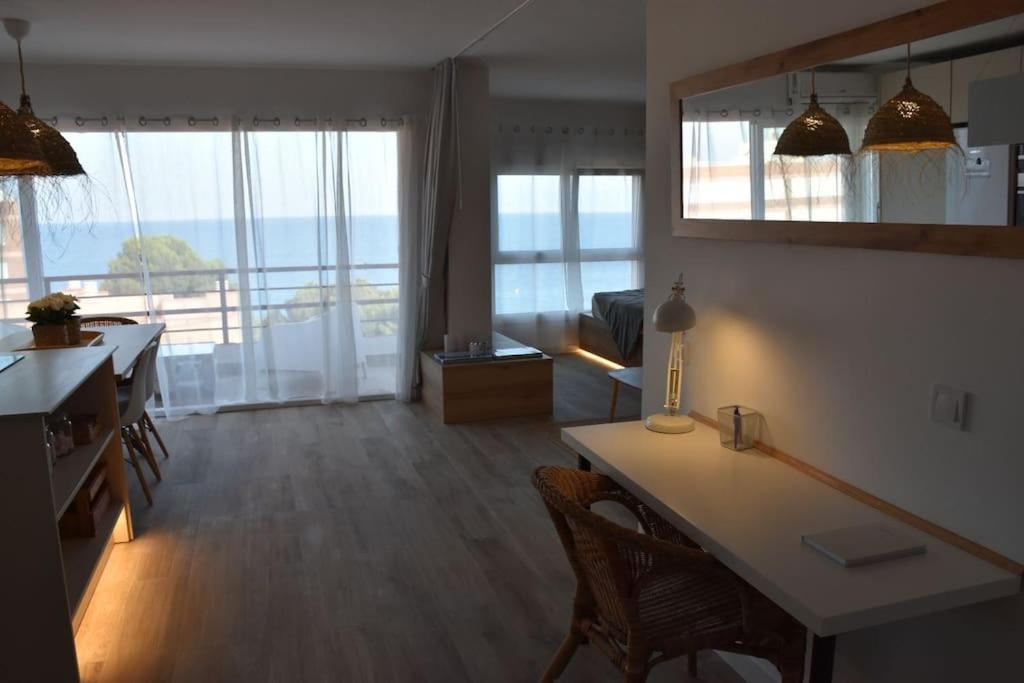 Precioso Apto Miami Primera Linia Playa Cala De Las Sirenas, Con Wifi Y Netflix, Adecuado Para Teletrabajar Miami Playa Kültér fotó